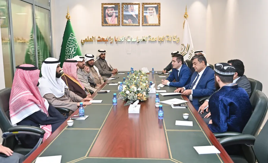 رئيس الجامعة يستقبل سفير جمهورية أوزبكستان لدى المملكة العربية السعودية - زيارة سفير أوزبكستان