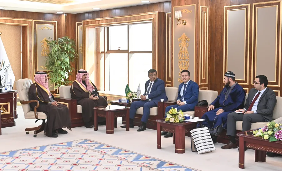 رئيس الجامعة يستقبل سفير جمهورية أوزبكستان لدى المملكة العربية السعودية - زيارة سفير أوزبكستان