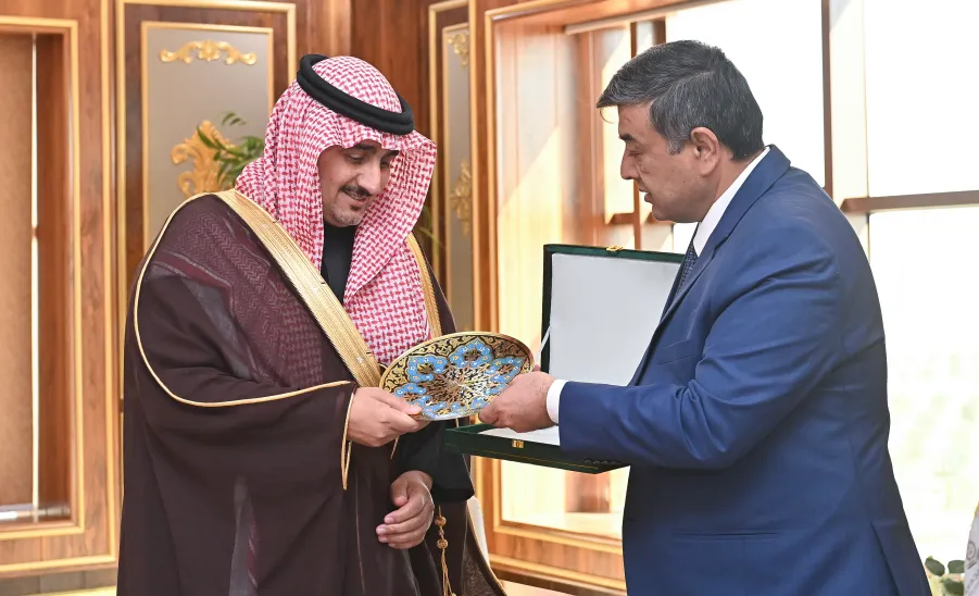 رئيس الجامعة يستقبل سفير جمهورية أوزبكستان لدى المملكة العربية السعودية - زيارة سفير أوزبكستان