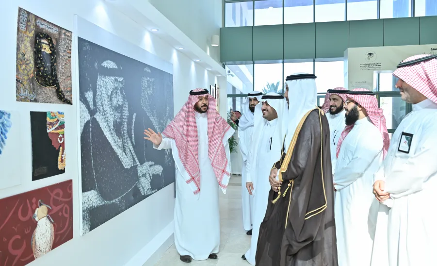 APPLIED COLLEGE HOSTS A FORUM ON STRATEGIC PARTNERSHIPS AND CELEBRATES GRADUATION OF FIRST BATCH  - حفل الكلية التطبيقية