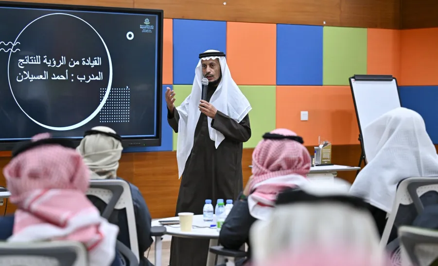  عمادة شؤون الطلاب تطلق برنامج " معمل القيادات الطلابية " - 4