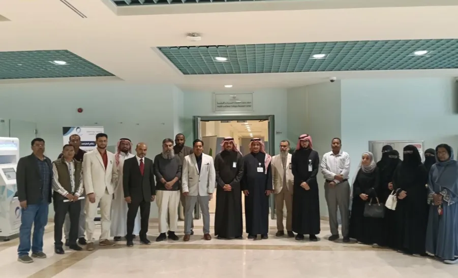  كلية الطب تنظم زيارة علمية إلى مركز البحوث الصحية الأساسية - زيارة إلى مركز البحوث الصحية الأساسية