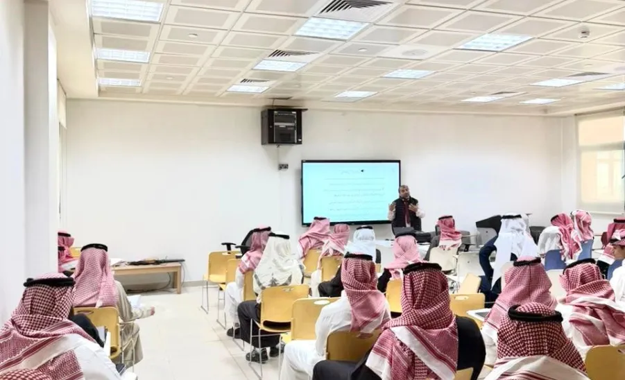 وحدة الإرشاد الأكاديمي بالكلية التطبيقية تُطلق مبادرة " أرشدني " في نسختها السابعة - أرشدني 
