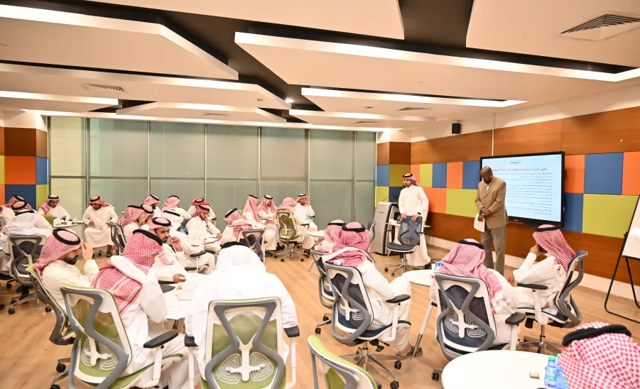 وكالة الجامعة للشؤون التعليمية تعقد ملتقى رؤساء الأقسام العلمية - ملتقى الأقسام العلمية