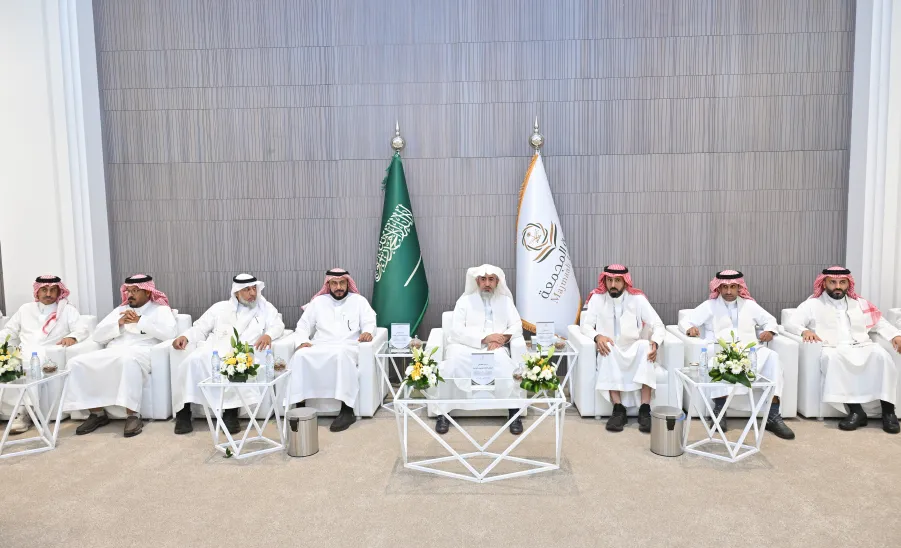 ملتقى منسوبي الجامعة الثالث -  .