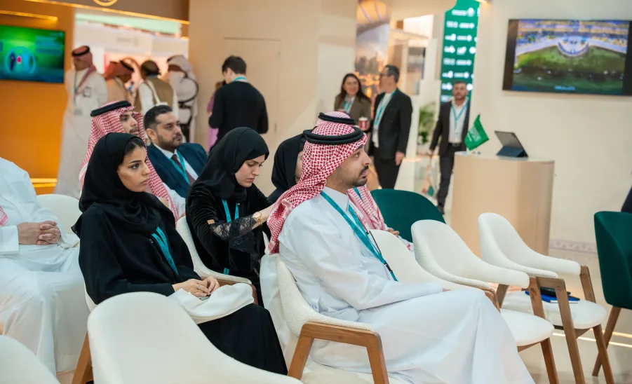 CIFAL CENTER IN SAUDI ARABIA REPRESENTS MU AT THE WORLD URBAN -  سيفال السعودية يمثل جامعة المجمعة في المنتدى الحضري WUF13