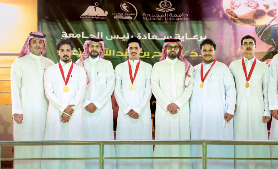 فريق التطبيقية لكرة القدم يتوج بالمركز الأول في بطولة كأس رئيس الجامعة -  تتويج 