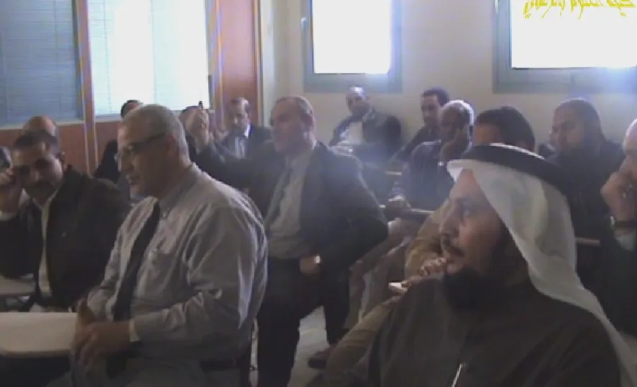 كلية العلوم تقيم حلقة نقاش أسبوعية لأعضاء هيئة التدريس بالكلية - 