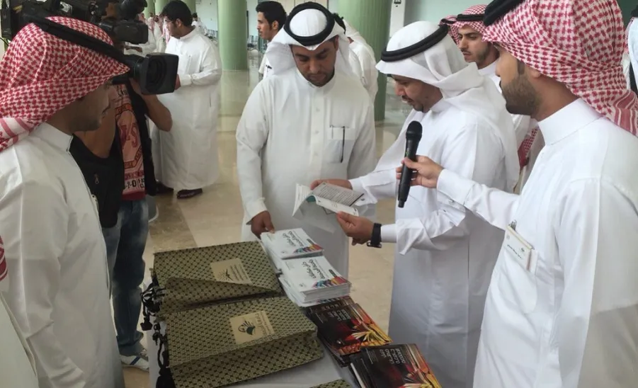 أركان عمادة شؤون الطلاب التعريفية تحظى بإعجاب الطلاب واهتمامهم - 