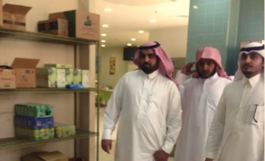وفد من جامعة شقراء يزور عمادة شؤون الطلاب - 