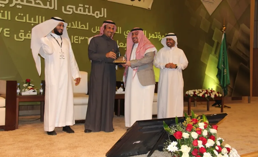 الكلية تحقق مراكز متقدمة في فعاليات الملتقى التحضيري للمؤتمر العلمي السادس  - 
