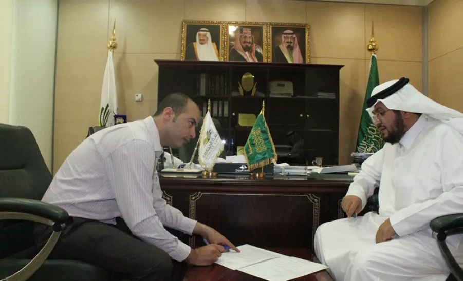 DEANSHIP OF SCIENTIFC RESEARCH ENDS SIGNING RESEARCH PROJECTS CONTRACTS -  