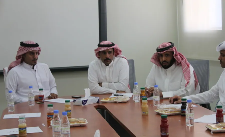 عمادة شؤون الطلاب تبدأ استعدادها لدوري الجامعة لكرة القدم - 