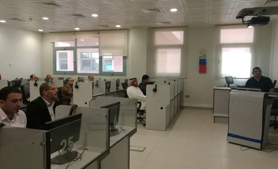 قسم علوم الحاسب والمعلومات يدشن المرحلة الخامسة بنظام التعليم الالكتروني - 
