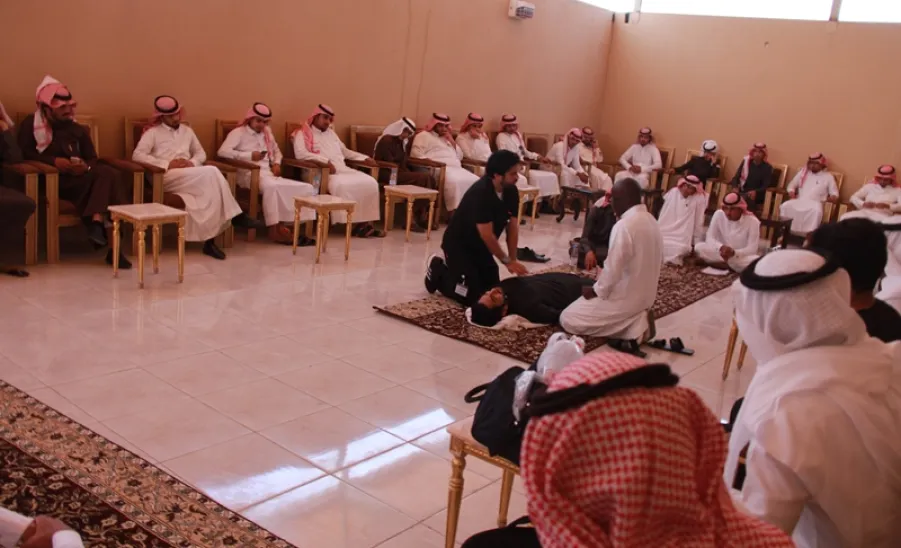 وكالة الكلية لشؤون الطلاب تقيم ورشة عن " الاسعافات الاولية  "  - 