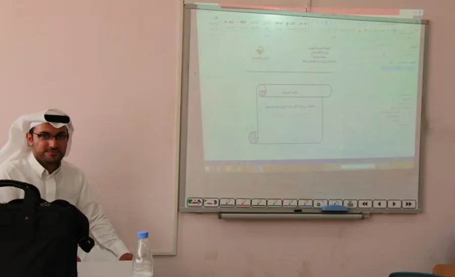دورة بعنوان " إستخدام الحاسب الآلي في الأعمال المكتبية " - 