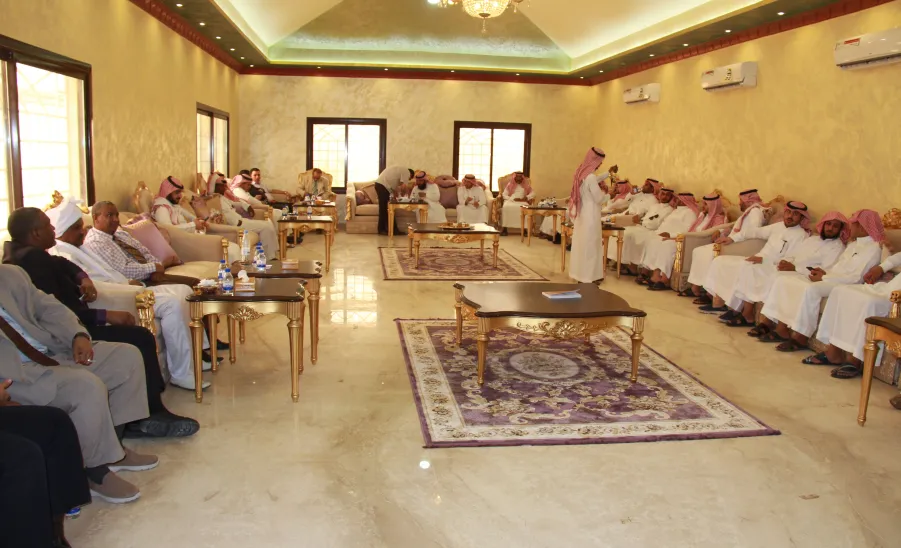 الكلية تقيم حفل ختام أعمال العام الجامعي ١٤٣٧ /١٤٣٨ - 