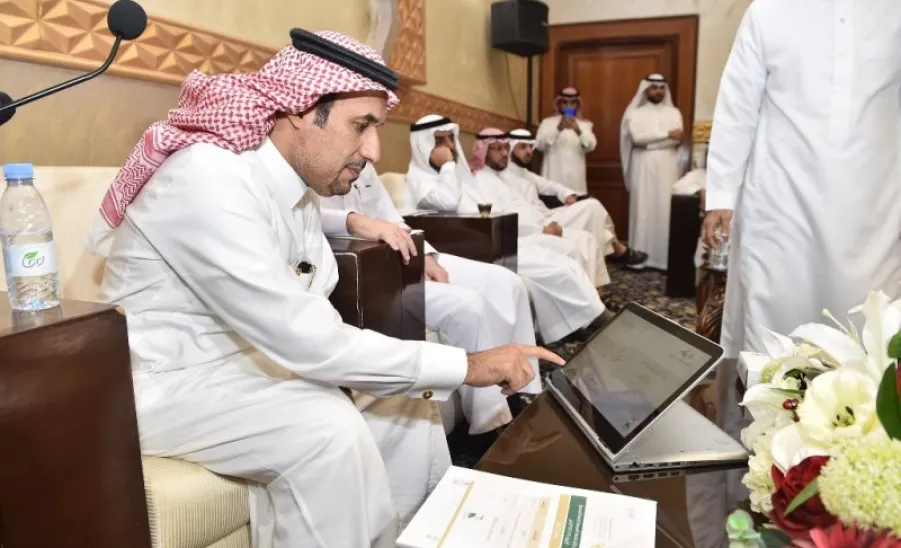معالي مدير الجامعة يدشن جائزة جامعة المجمعة لخدمة المجتمع -  