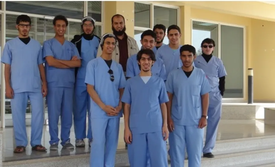 كليه طب الاسنان تقوم بزيارة علمية لمستشفى الزلفى العام  - 