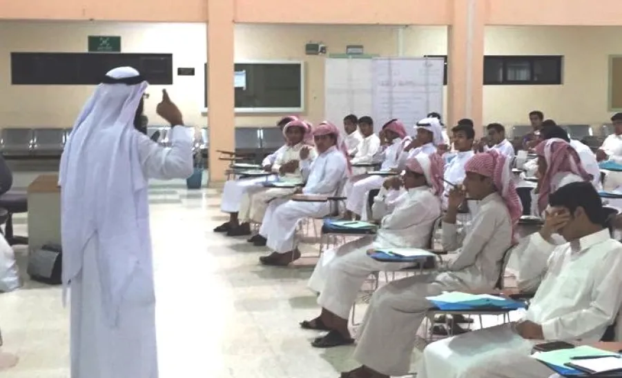 عمادة خدمة المجتمع والتعليم المستمر تنفذ برنامجاً تدريبياً لتأهيل الطلاب لاختبارات ( قياس) -  