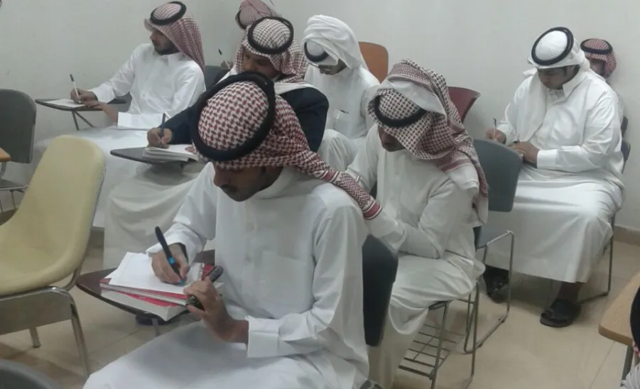 مسابقة قسم اللغة الإنجليزية في كلية التربية بالمجمعة للطلاب  - 