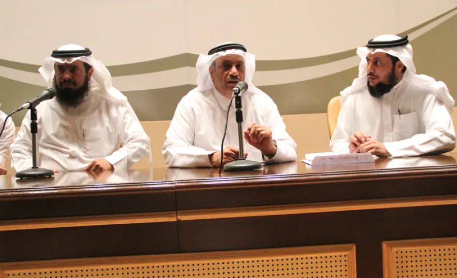 Dean of Faculty Members and University Employees visits Colleges in Zulfi - 