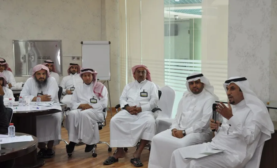 تشريف معالي مدير الجامعة للملتقى العلميّ الأول -لكلية التربية بالمجمعة -(أمناء مراكز مصادر التعلم: المهنة والتمكين) - 