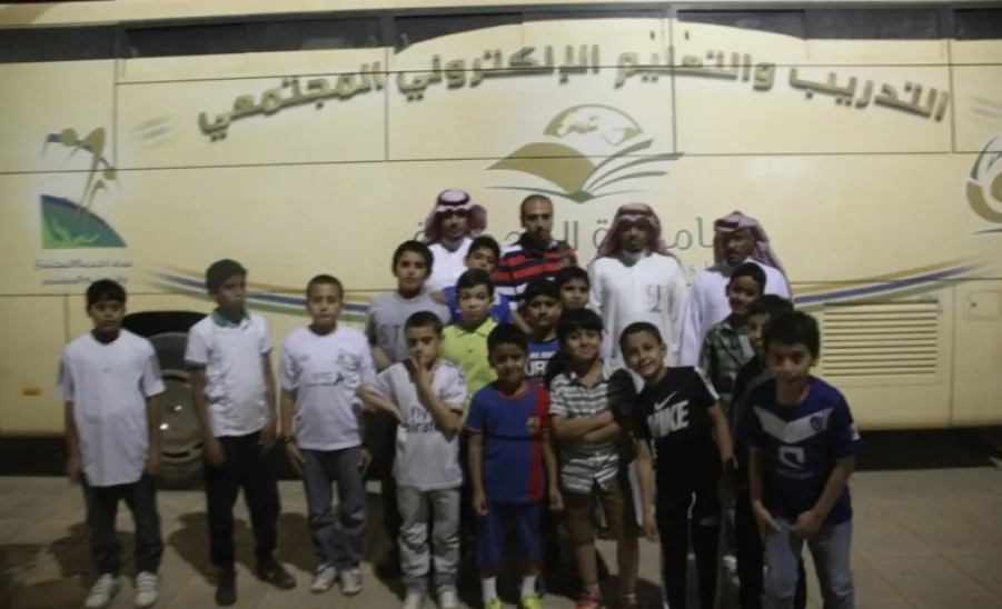 عمادة التعليم الإلكتروني تطلق سلسلة من البرامج التدريبية في النوادي الصيفية - 