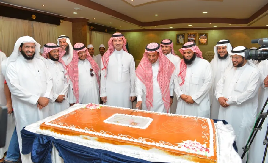 العلاقات العامة والإعلام الجامعي تقيم حفلاً خطابياً بمناسبة التمديد لمعالي المدير - 