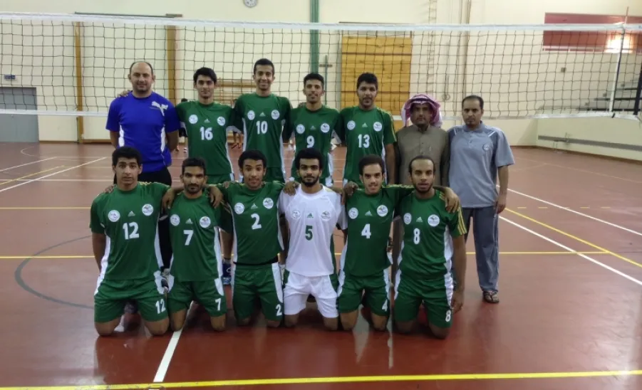 منتخب الجامعة لكرة الطائرة يفتتح مشواره بفوزه على منتخب جامعة حائل - 