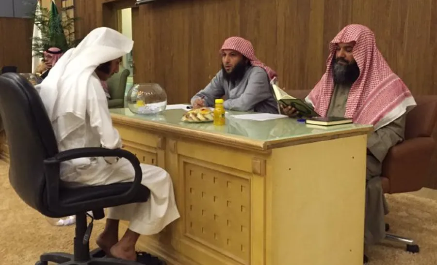 عمادة شؤن الطلاب تنهي أعمال لجان تحكيم مسابقة حفظ القرآن والسنة على جائزة معالي مدير الجامعة - 