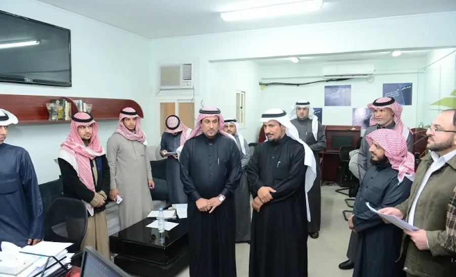 معالي مدير الجامعة يزور كلية التربية بالمجمعة ويترأس مجلسها - 
