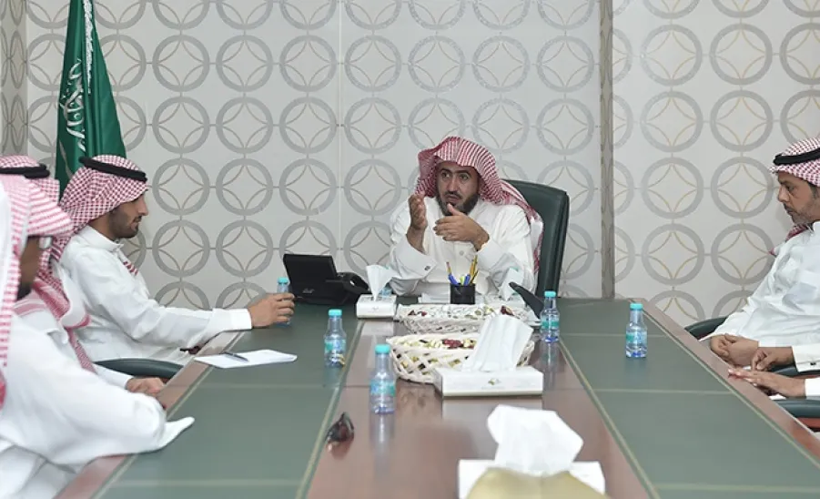 وكيل الجامعة يتابع مشاريع تقنية المعلومات في الجامعة - 
