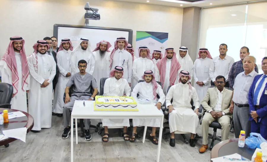 سعادة وكيل الجامعة للدراسات العليا والبحث العلمي يدشن برنامج (ماجستير العلوم في الهندسة الطبية الحيوية) بكلية العلوم الطبية التطبيقية - 
