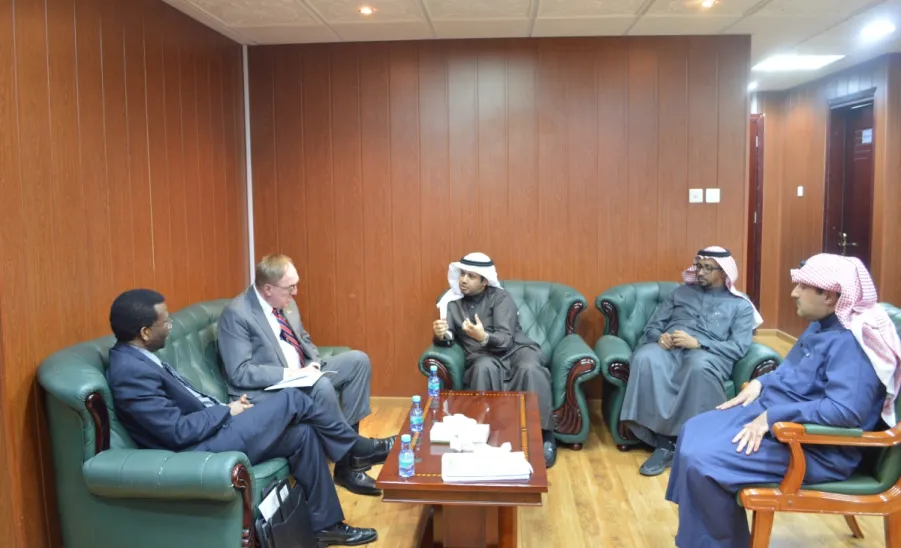 وكيل الجامعة للشؤون التعليمية يستقبل فريق الاعتماد الأكاديمي للهندسة والتكنولوجيا العالمي ويؤكد على جودة البرامج الأكاديمية - 