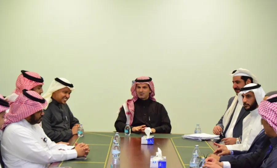 وكيل الجامعة للدراسات العليا والبحث العلمي يلتقي الباحثين المتميزين والمبتكرين بالجامعة -  