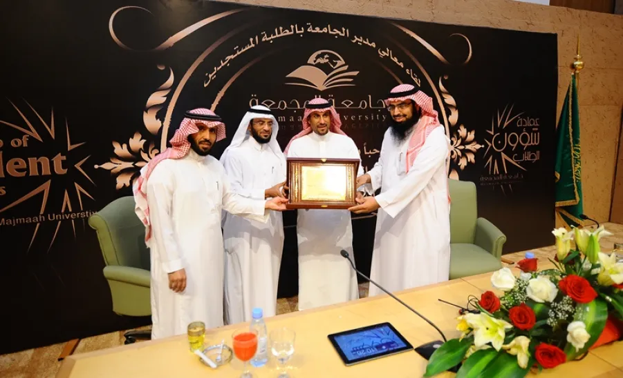 معالي مدير الجامعة يلتقي بالطلبة المستجدين -  