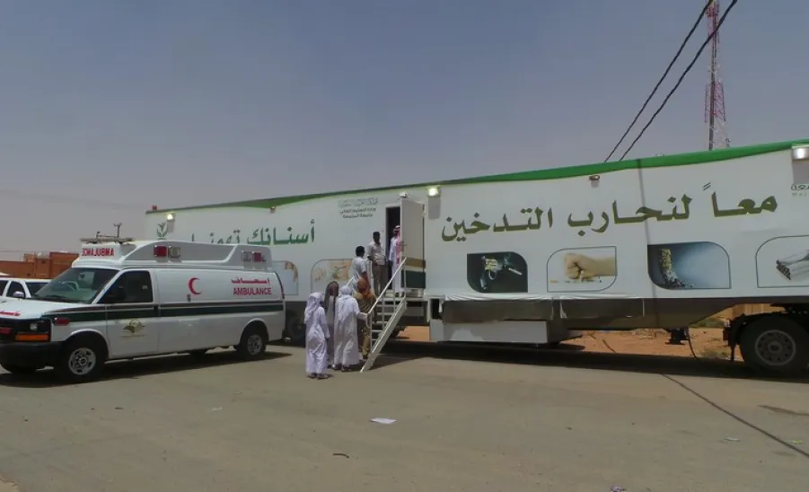 العيادات الطبية المتنقلة بالجامعة تنفذ زيارات ميدانية للقرى لتقديم الخدمات العلاجية والتثقيفية .. - 