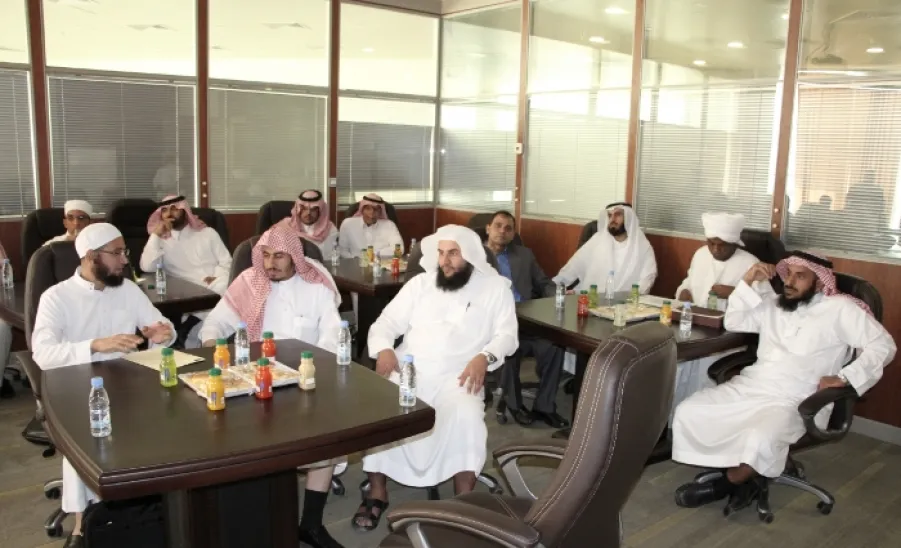كلية التربية بالزلفي تُنظِّمُ برنامجاً تدريبياً عن التعامل الإلكتروني في التعليم - 