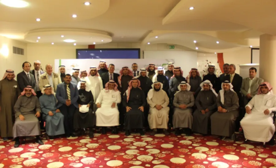 بحضور ومشاركة سعادة وكيل الجامعة للدراسات العليا والبحث العلمي  اللجنة الإشرافية للمشروع التطويري تعقد ورشة العمل الثالثة لمناقشة الدراسة الذاتية - 