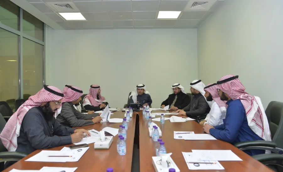 وحدة التوعية الفكرية المركزية بمكتب معالي مدير الجامعة تعقد اجتماعها الخامس عشر - 