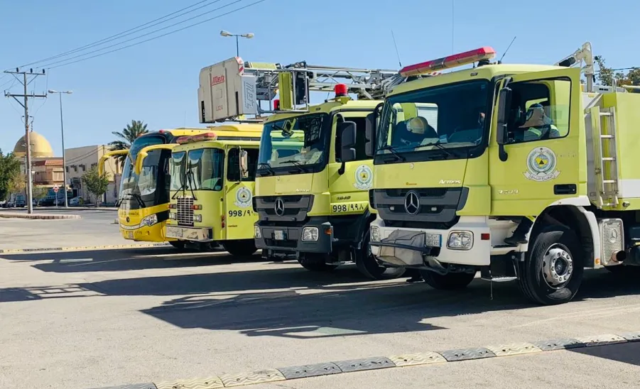 الجامعة تنفذ عدد من فرضيات الإخلاء بأقسام الطالبات - 