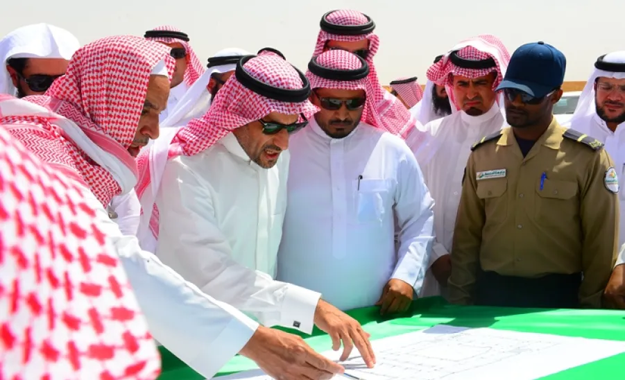 معالي مدير الجامعة يضع حجر الأساس لمشاريع عاجلة بكلية العلوم والدراسات الإنسانية بحوطة سدير -  
