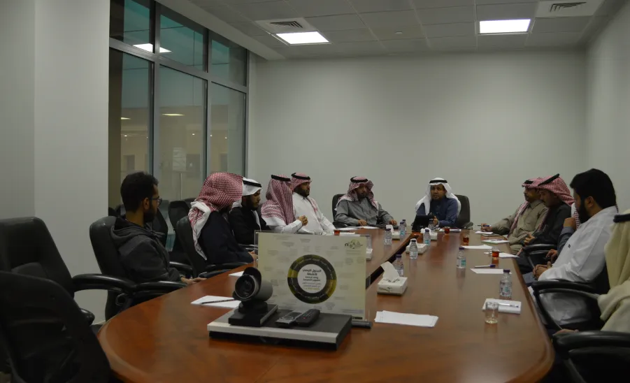وكيل الجامعة للشؤون التعليمية يترأس الاجتماع الأول للمجلس الاستشاري الطلابي - 