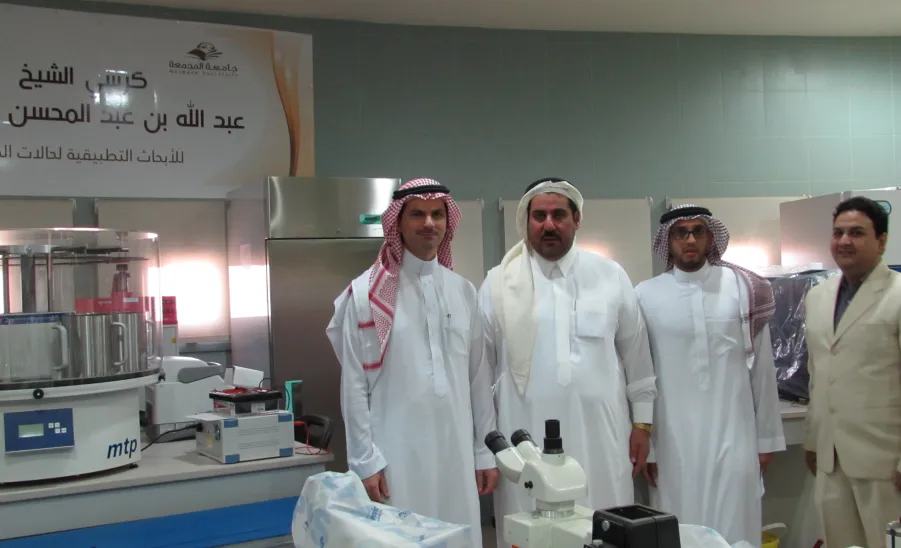 وكيل الجامعة للدرسات العليا والبحث العلمي يزور مقر كرسي الشيخ عبدالله التويجري للأبحاث التطبيقية لحالات الجلطات الدماغية - 