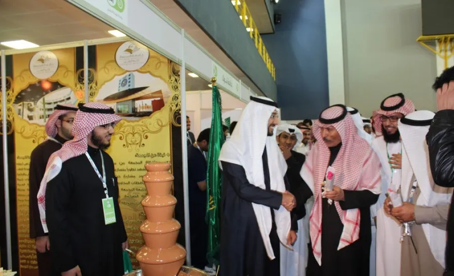 الطب تحصد المركز الثالث كأفضل معرض علمي وبحثي وتوجيهي على مستوى 25 جهة مشاركة  - 