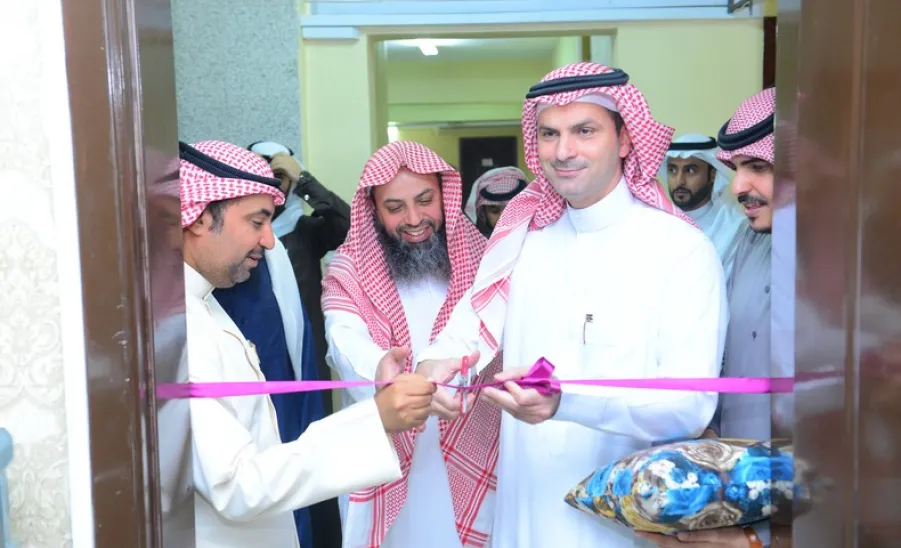 وكيل الجامعة للدراسات العليا والبحث العلمي يفتتح نادي الابتكار بالمجمعة - 