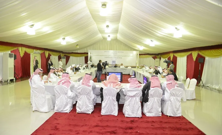 معالي مدير الجامعة يرعى ورشة العمل الأولى للمشروع التطويري لتأهيل الجامعة للاعتماد الأكاديمي - 