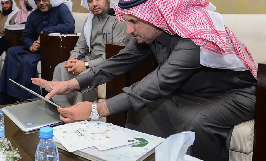 معالي مدير الجامعة يدشن مبادرة باحث المستقبل - 