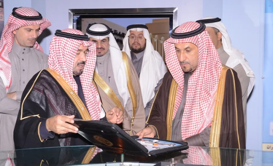 معالي مدير الجامعة يزور مقر اللجنة الوطنية لمكافحة المخدرات بمدينة الرياض - 